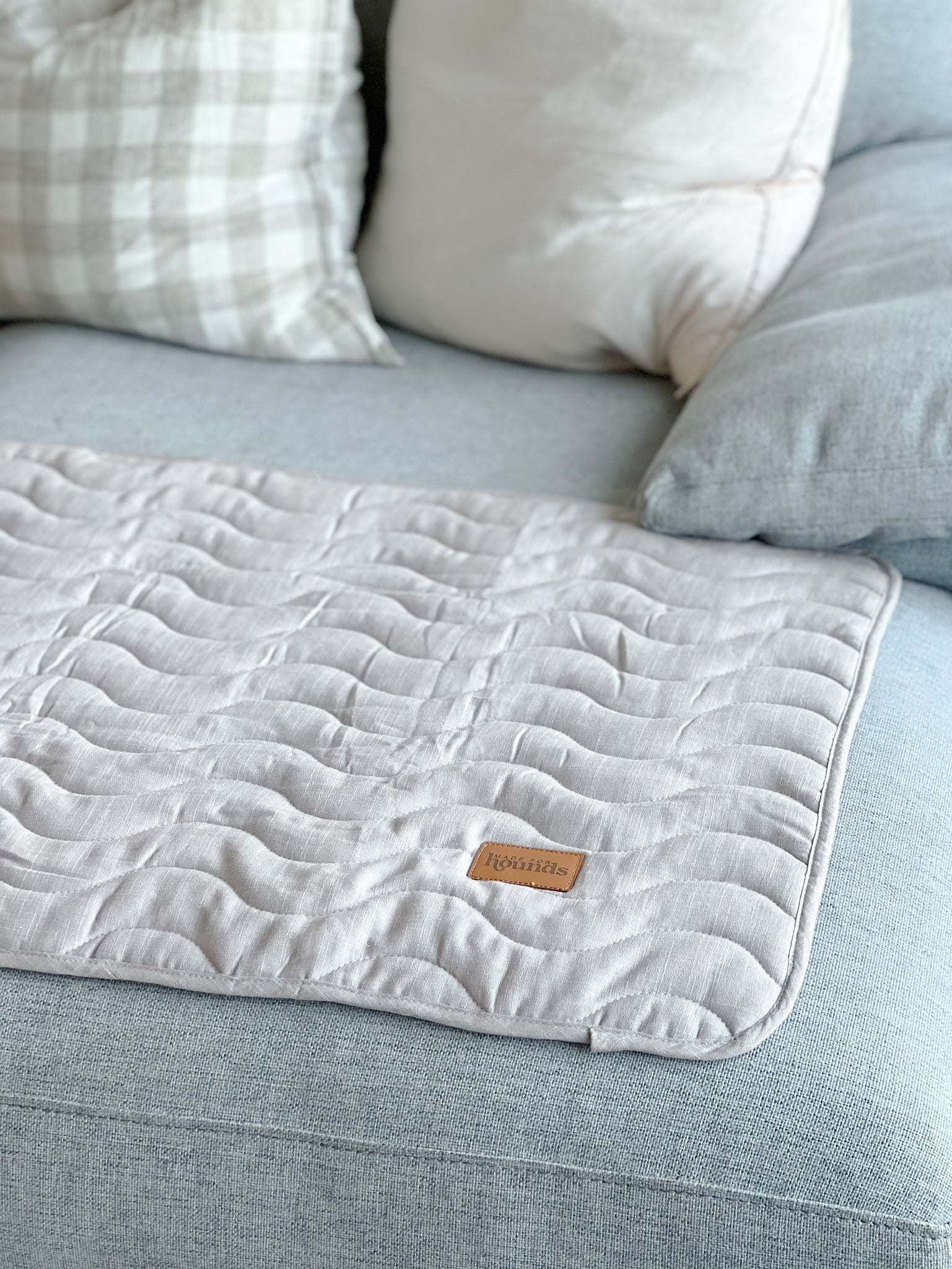 Quilted Linen Couch Mat - Nude