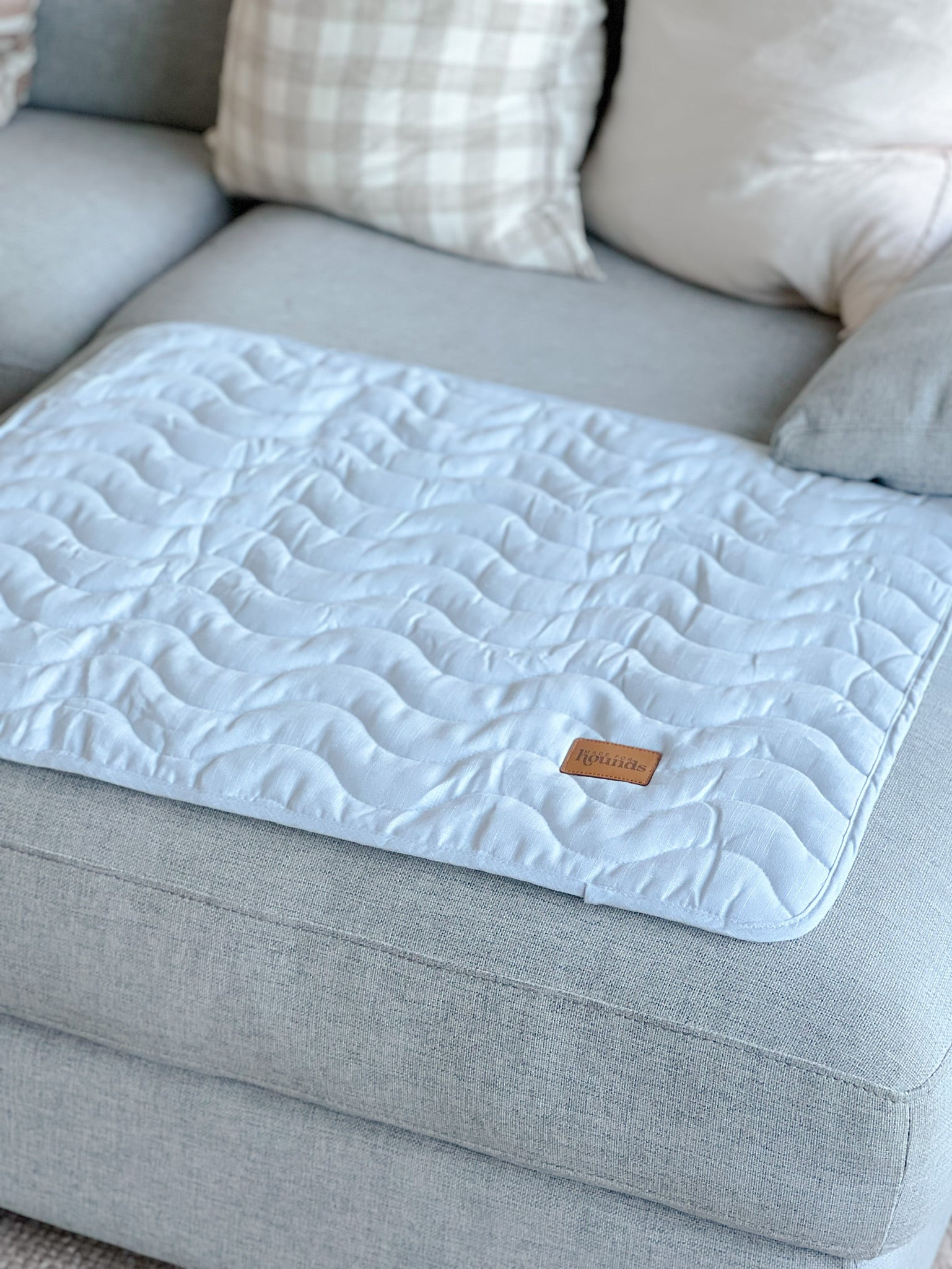 Quilted Linen Couch Mat - Powder Blue